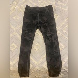 ZYIA camo slash legging